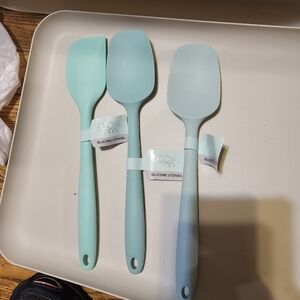 Social chef silicone utensils